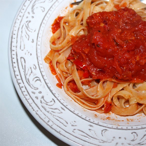 Elly&amp;#39;s Art: Pasta mit Möhren-Tomaten-Sauce