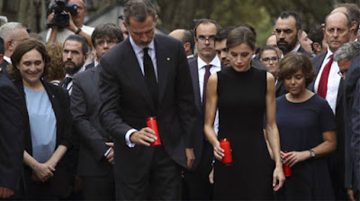 Un cura les canta las cuarenta a Colau y Carmenas tras los atentados de Barcelona Cura, Carmena, Colau, barcelona, atentados, Madrid,