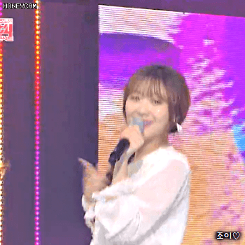 171007 추석특집 뮤콘서트 러블리즈 빵떡이 류수정.gif | 인스티즈