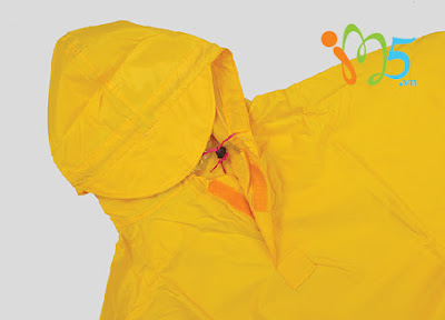 Áo mưa quảng cáo- giúp doanh nghiệp phát triển thương hiệu - 2