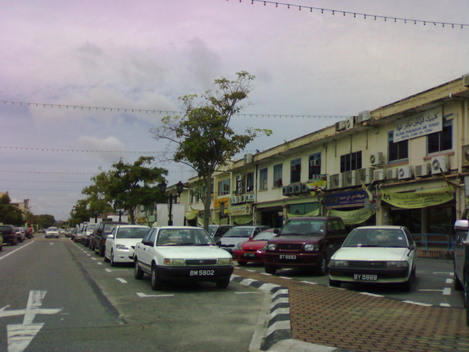 AROUND BRUNEI SERIA & KUALA BELAITAugust 2007