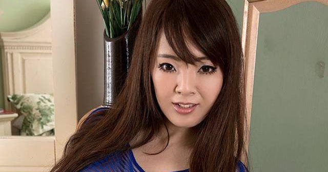 Shimmy Doll Hitomi Tanaka Hot Model And Actress Biography