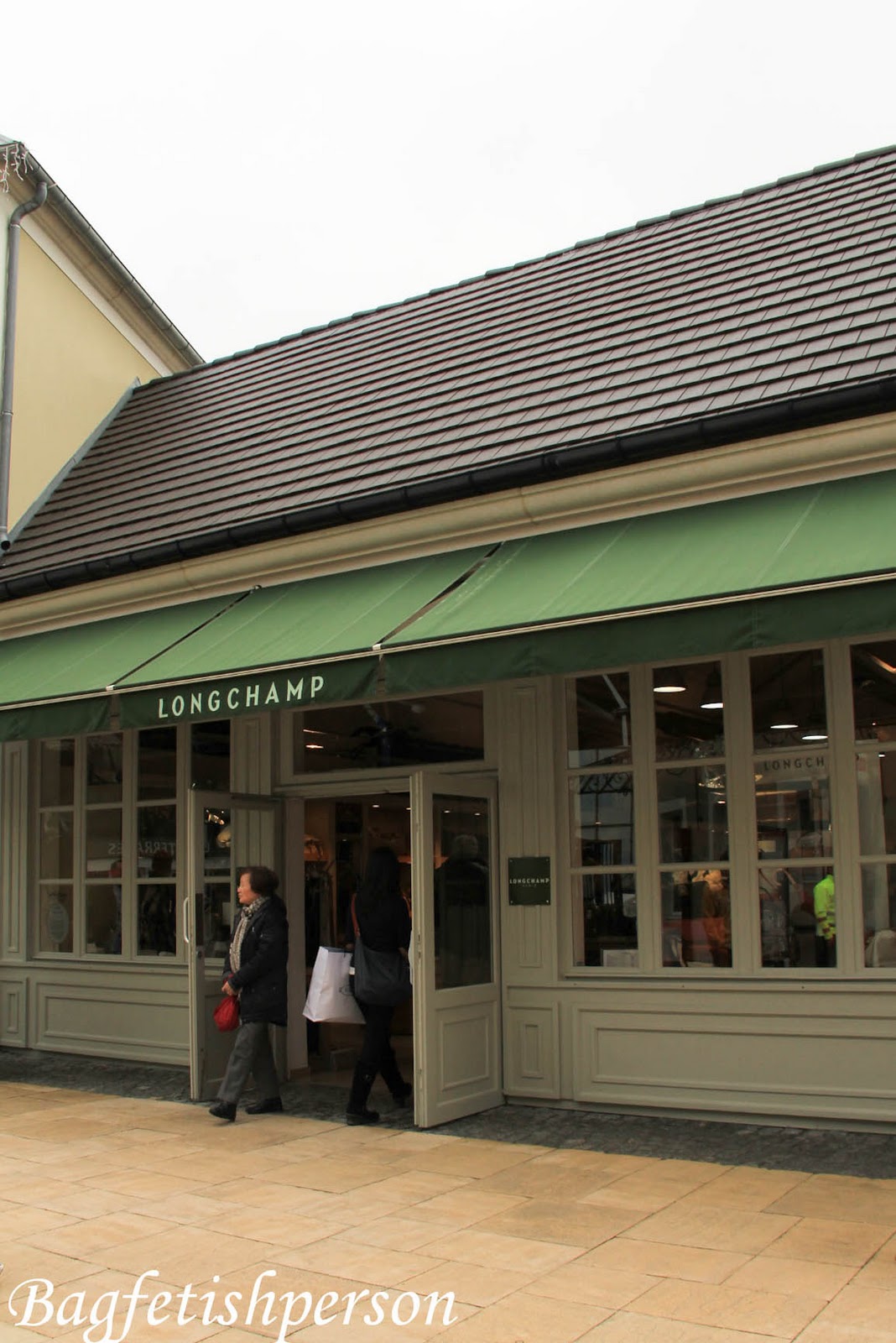 Outlet Mall Paris Vallee Village IUCN Water