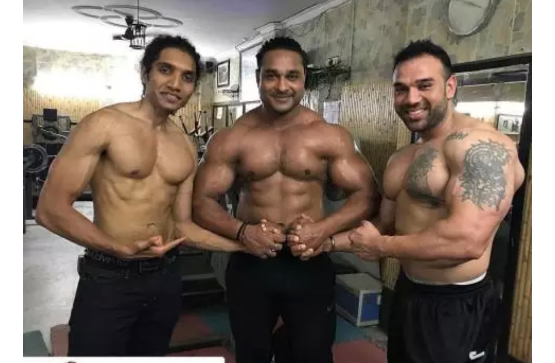 Image result for जॉनी लीवर का एक बेटा