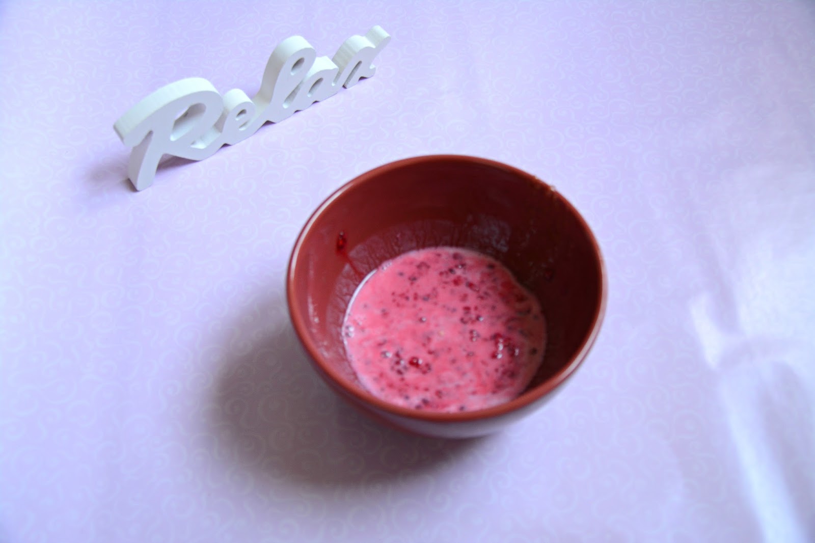 pink-october-diy-raspberry-honey-yoghurt-face-mask-finished