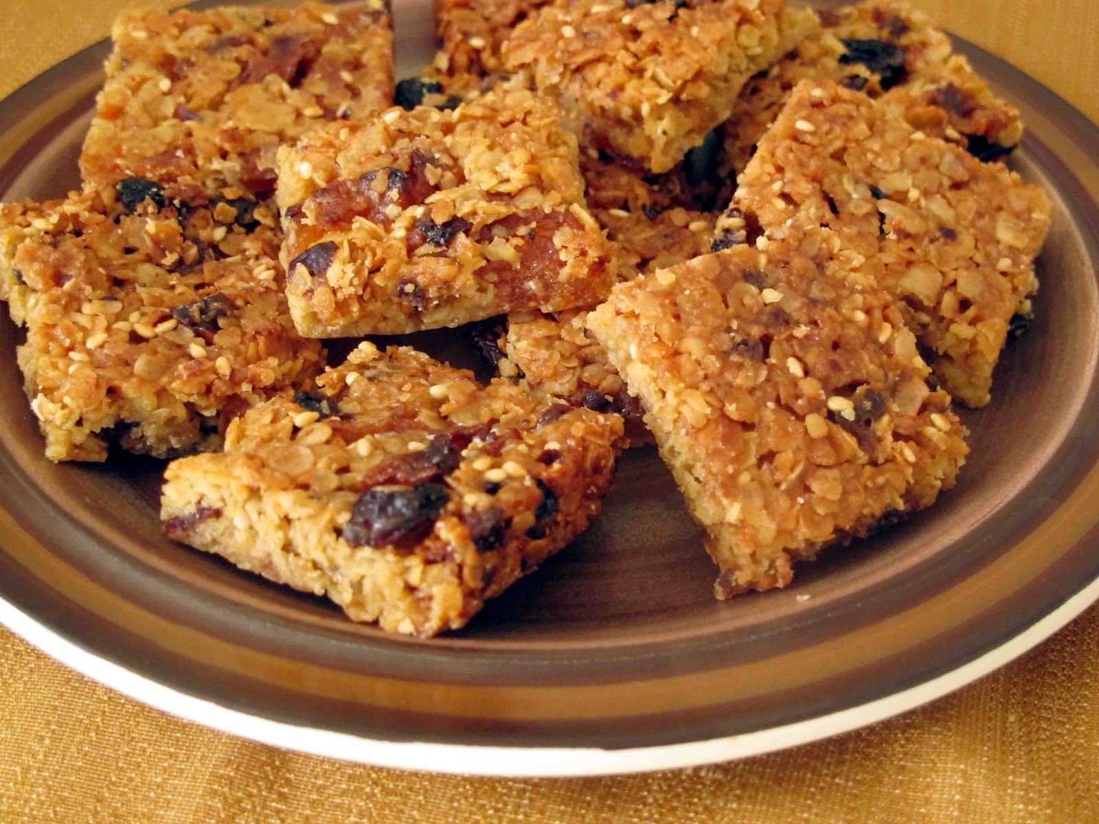Shoot and Eat Apricot, Sultana and Sesame Seed Flapjacks