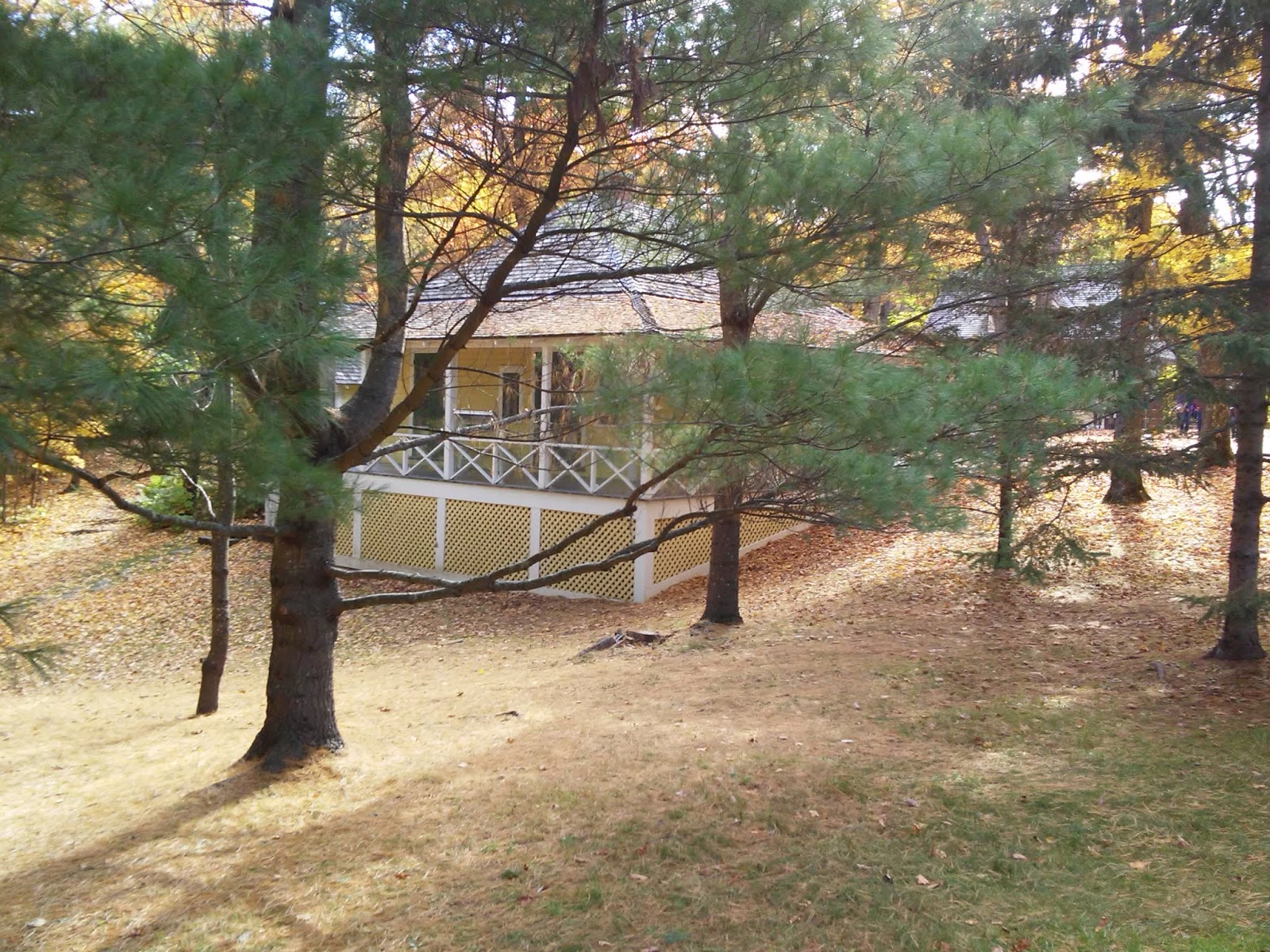 Ottawa Daily Photo: Kingswood And Kingsmere Lake