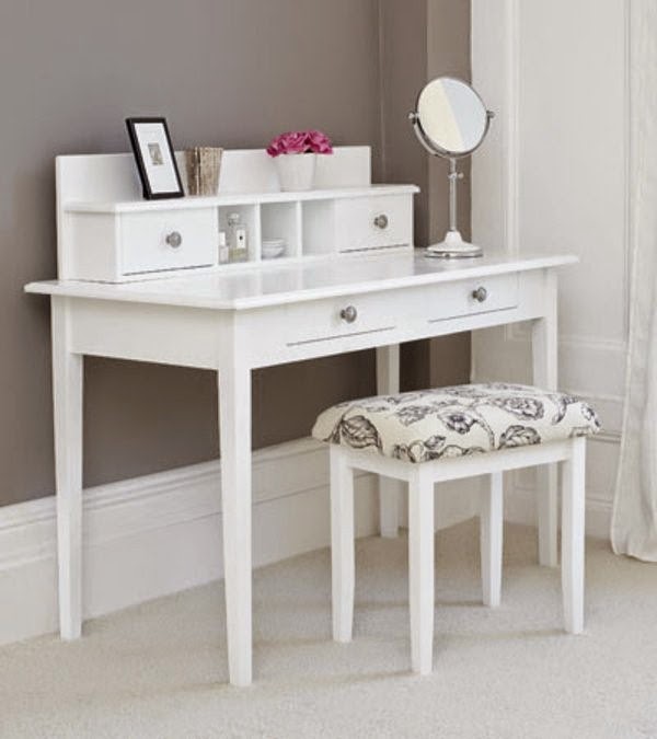 Beautiful designs from the dressing table with stool!