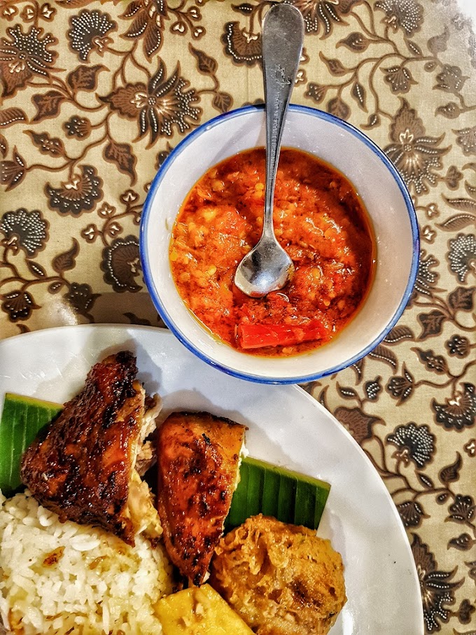 Halal Indonesian SUNDA Cuisine : Restoran Anggrek Kuring