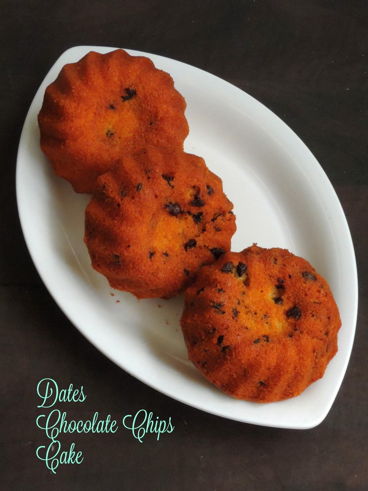 Eggless Dates & Chocolate Chips Mini Cake Cook N Click