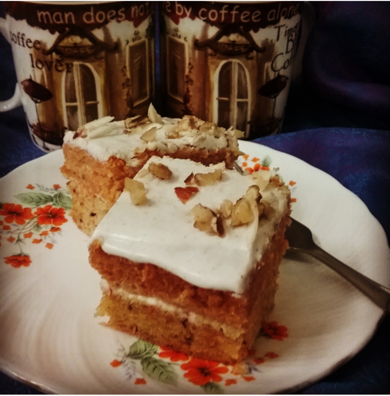 Carrot cake ( eggless )