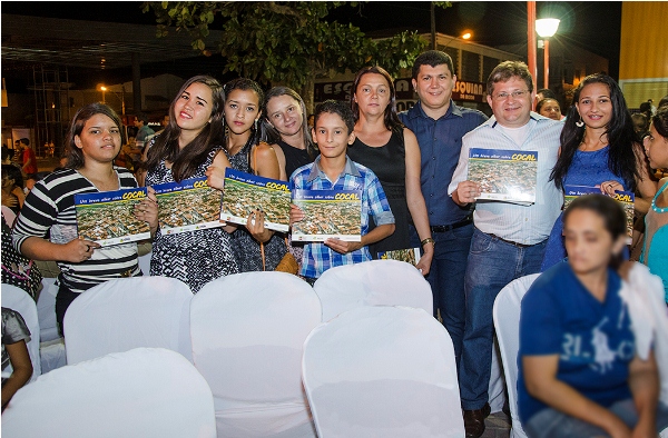 Prefeitura de Cocal inaugura Centro Comercial e praça - Imagem 35