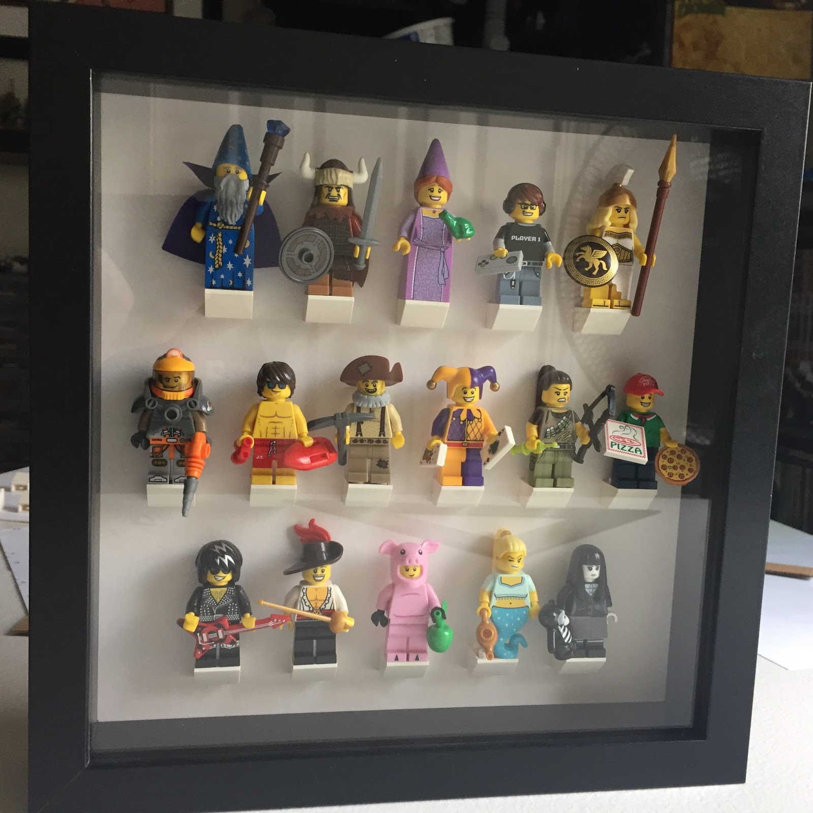 Rambling Introspection DIY LEGO Collectable Minifigure Display with