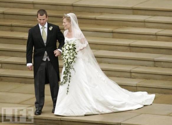 The Royal Order Of Sartorial Splendor Wedding Wednesday Autumn Autumn Borrowed The Festoon Tiara From Her Mother In Law Princess Anne And Accessorized With A Necklace Earrings Given To By Groom