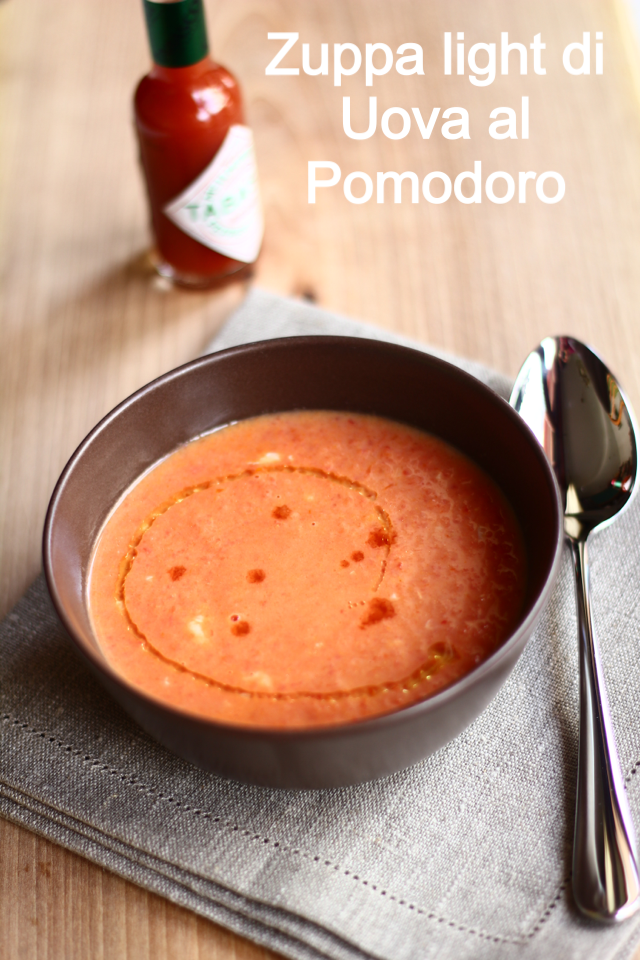 zuppa light di uova al pomodoro
