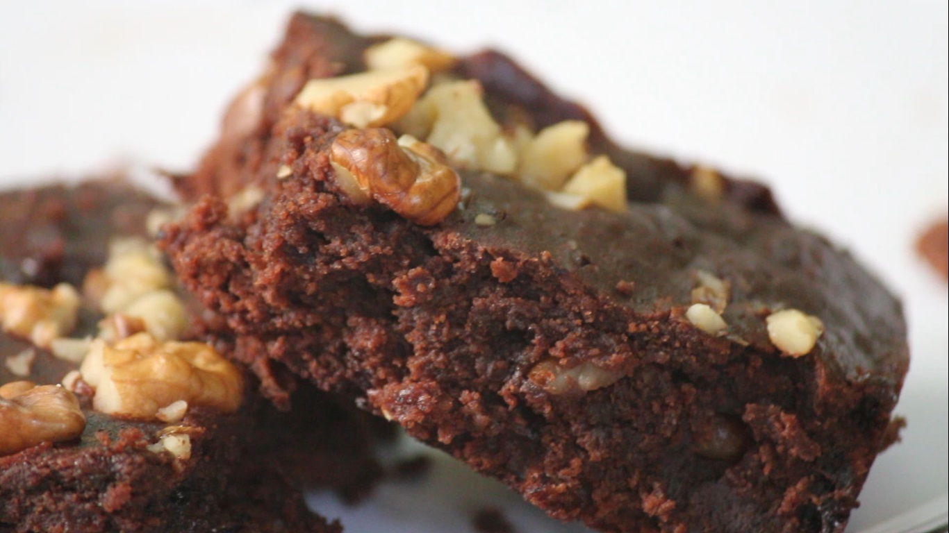 Eggless Brownie in Kadhai Brownie Recipe Without OvenBy Rj Payal’s