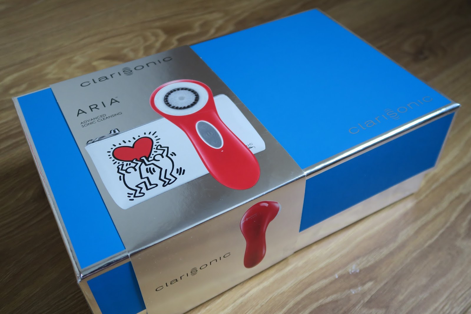 Fiona Brianne Beauty Fashion Lifestyle Blog Unboxing Clarisonic Aria Keith Haring Edition