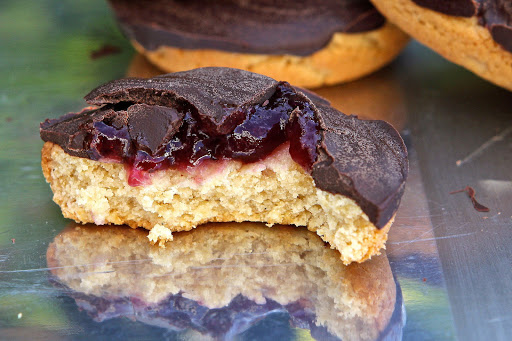 Traditional Orange Jaffa Cake Biscuit Traditional Orange Jaffa Cake Biscuit