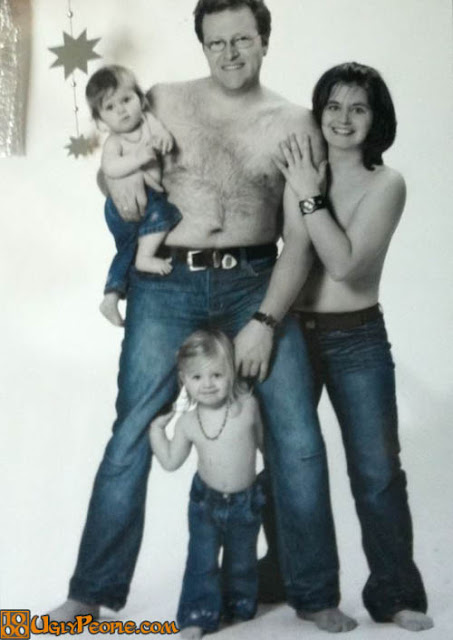 foto keluarga unik dan lucu