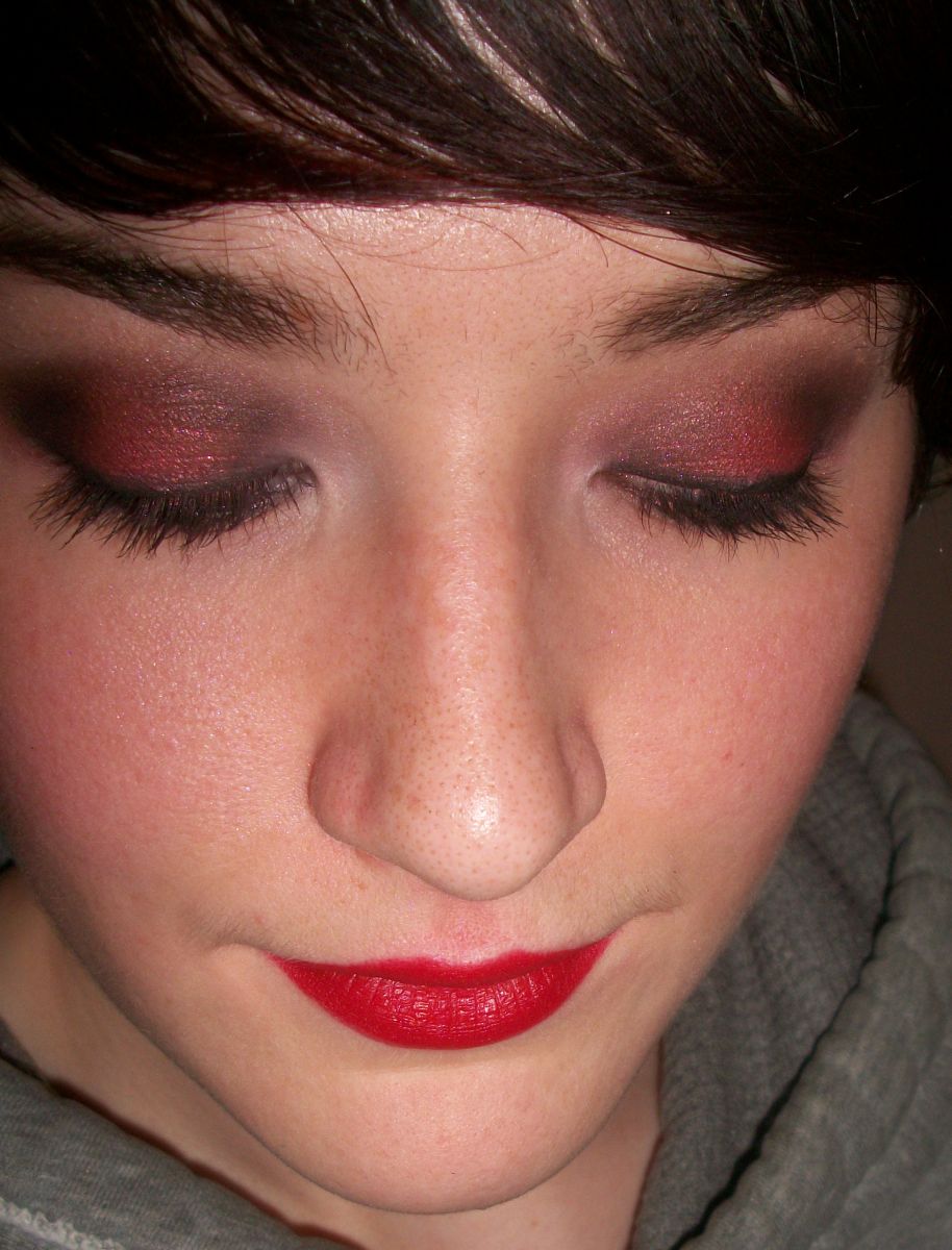 Valerie's Vanity: Working with Red Eye Shadow A Valentine's Inspired Look
