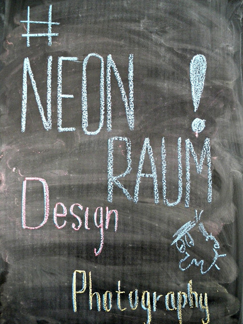 heaven online neon raum