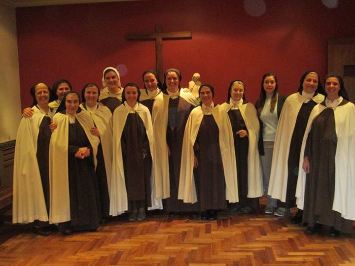 TRATAR ENTRE AMIGOS: Video testimonial de las Carmelitas Descalzas de Mar Plata