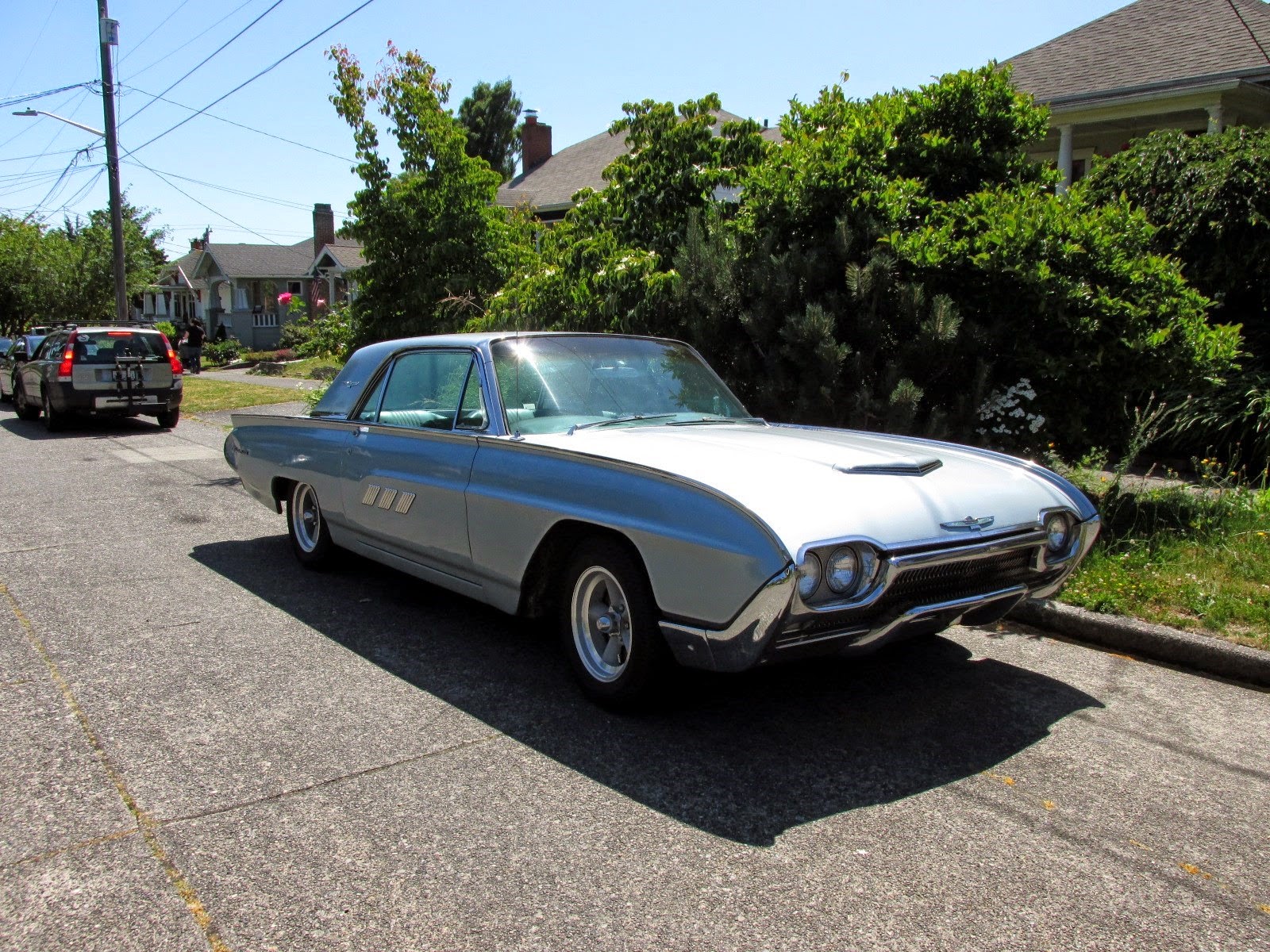 Seattle's Classics: 1963 Ford Thunderbird