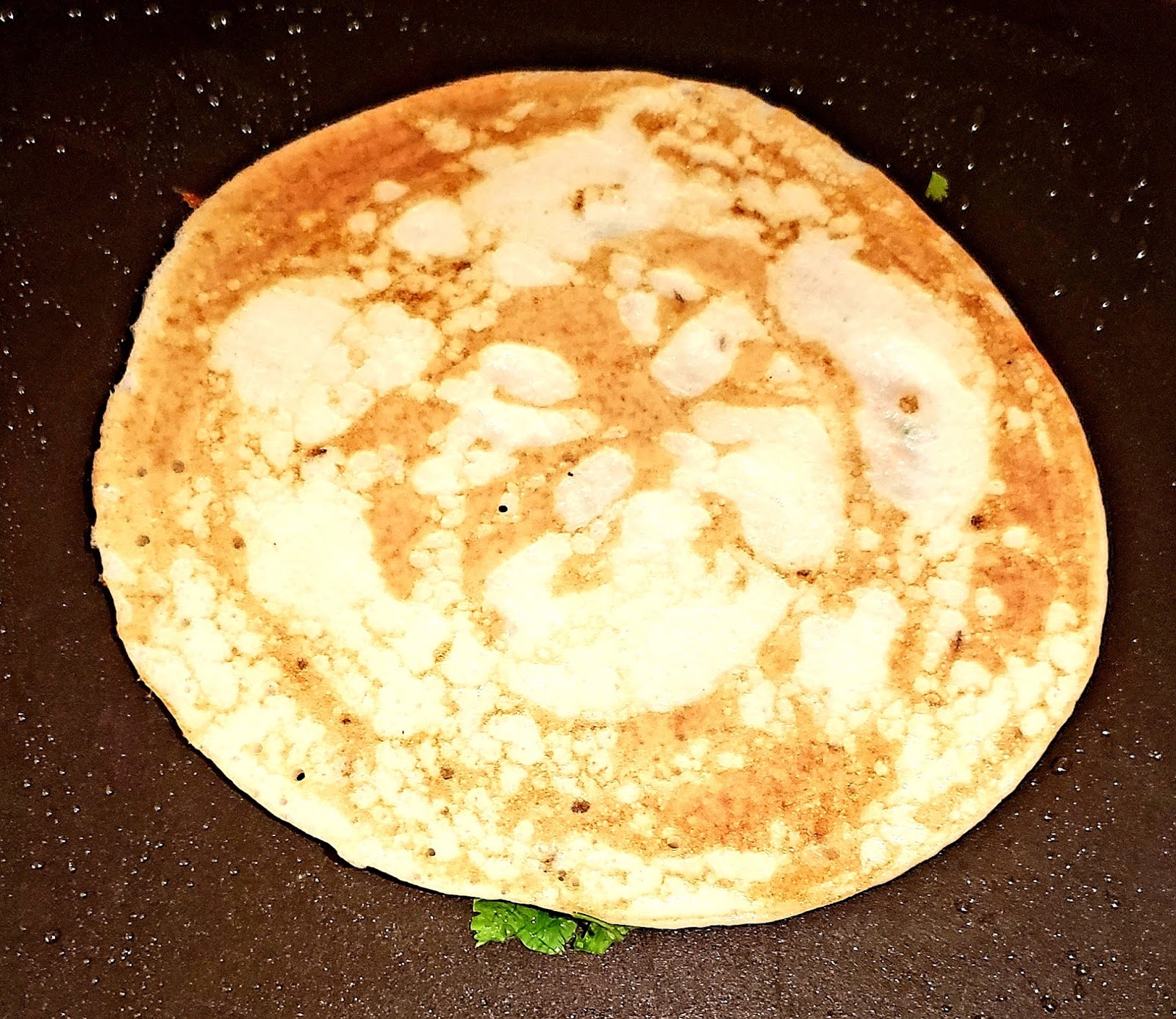 Kodo Millet Uttapam/Arikelu Uttapam