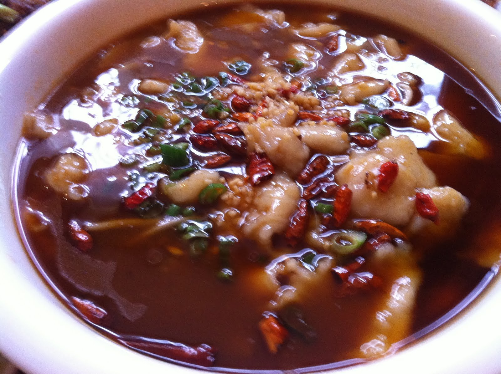 GOHAPPYLUCKY Fish filets in hot chili oil