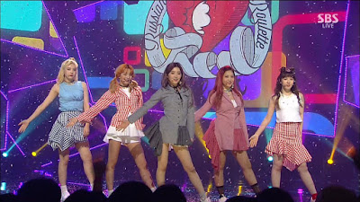 red velvet stage outfits