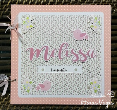 álbum de mensagens recados personalizado scrapbook jardim encantado floral rosa delicado passarinhos borboletas aniversário 1 aninho