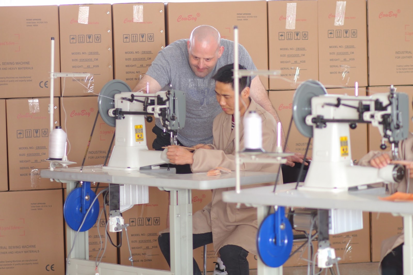 Heavy duty industrial sewing machines Cowboy CB3200 Leather Sewing