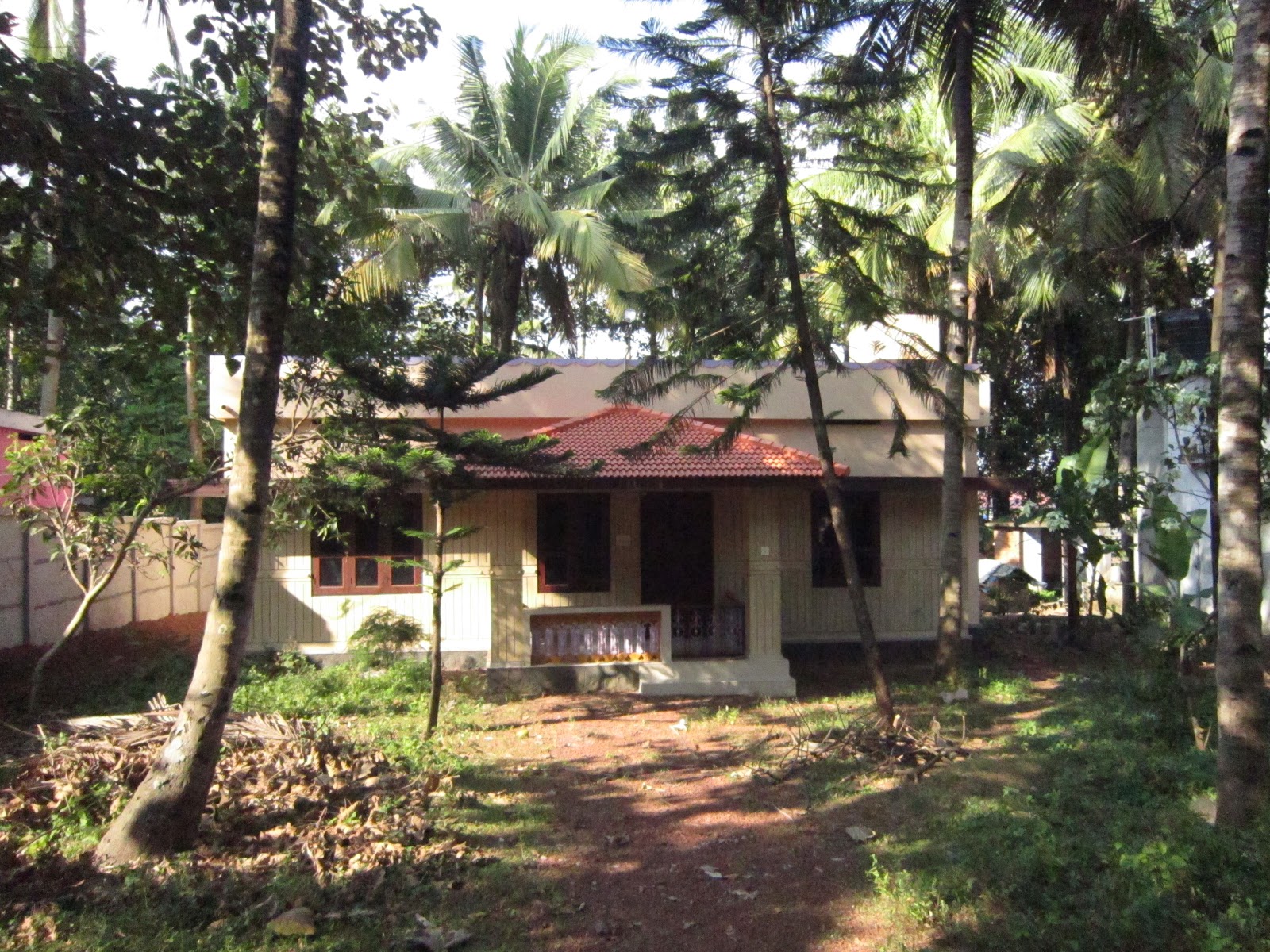 realestatekollamkeralapuram House and plot for sale at Keralapuram, Kollam