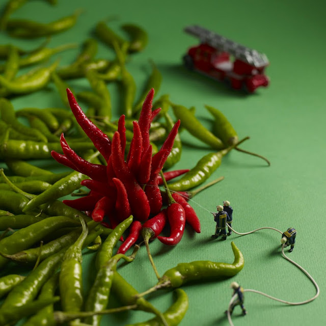 Fotógrafos culinarios comestibles mundo de habitantes en miniatura