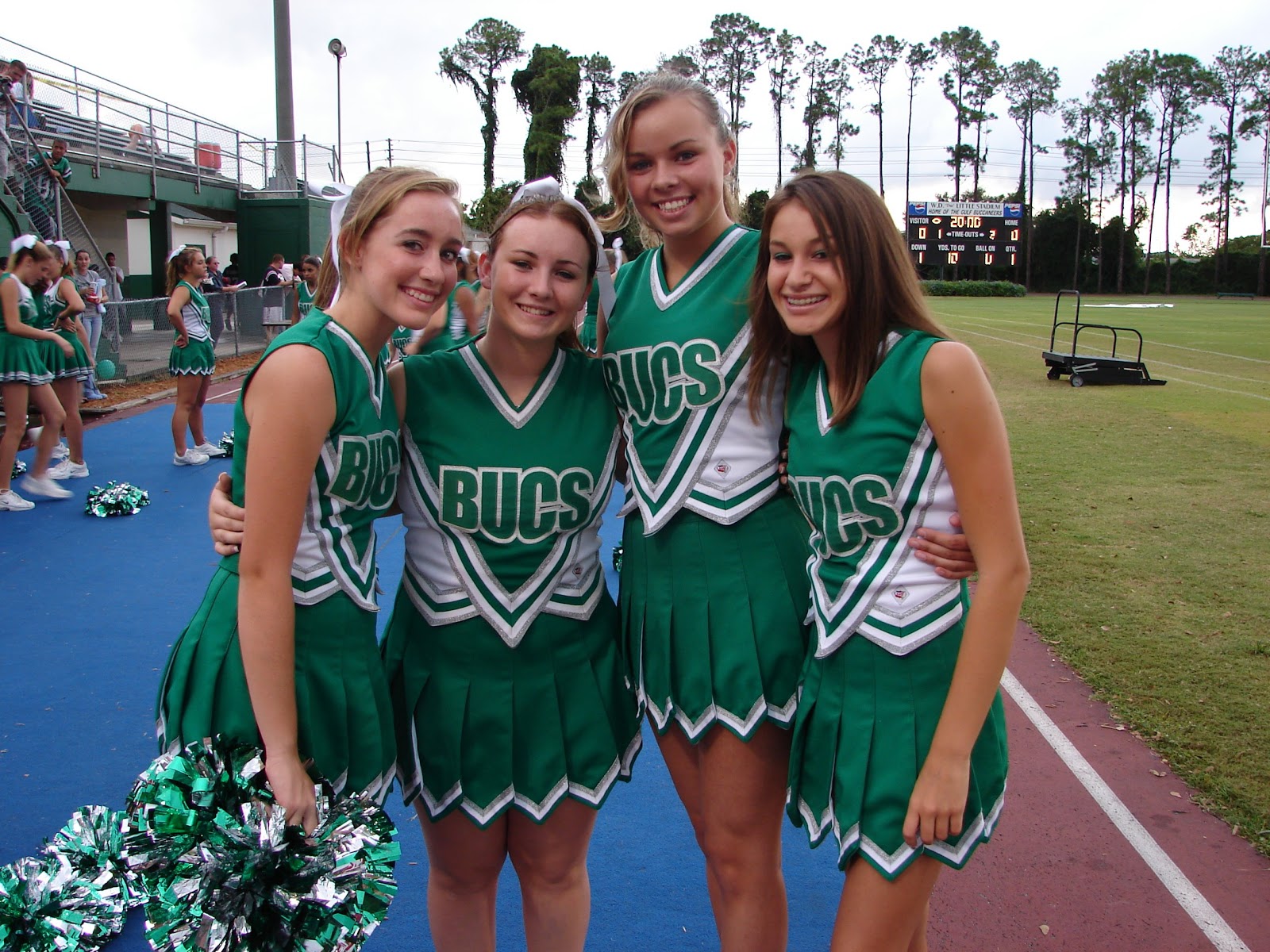 Hott Cheerleaders: Bucs Beauties!