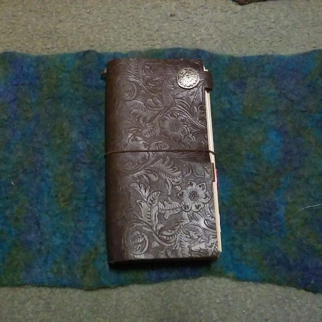 Leuchtturm 1917 Out, Traveler's Notebook In