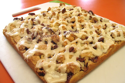 RASPBERRY SHORTBREAD BARS