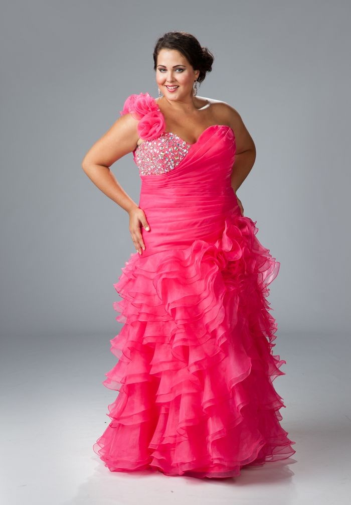 Stylish Prom Styles Online Sharing Popular Prom Dresses for Plus Size