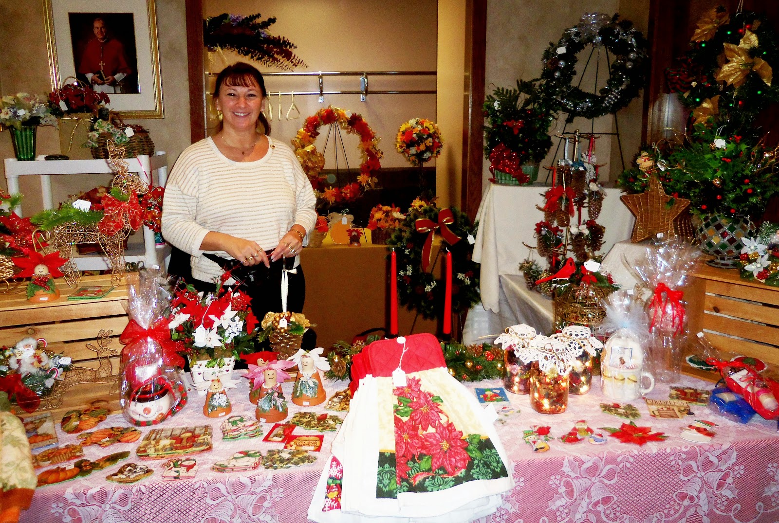 A DEBBIE-DABBLE CHRISTMAS: Scenes from the Holiday Craft & Gift Fair ...