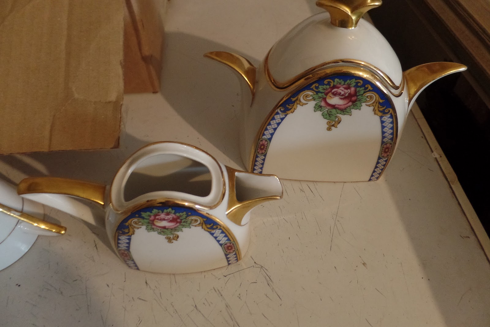 Service à Café En Porcelaine De Limoges