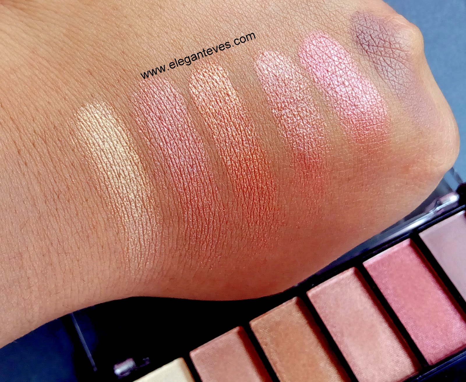 Review, Swatches of Technic Eyeshadow palette in Bronze Elegant Eves