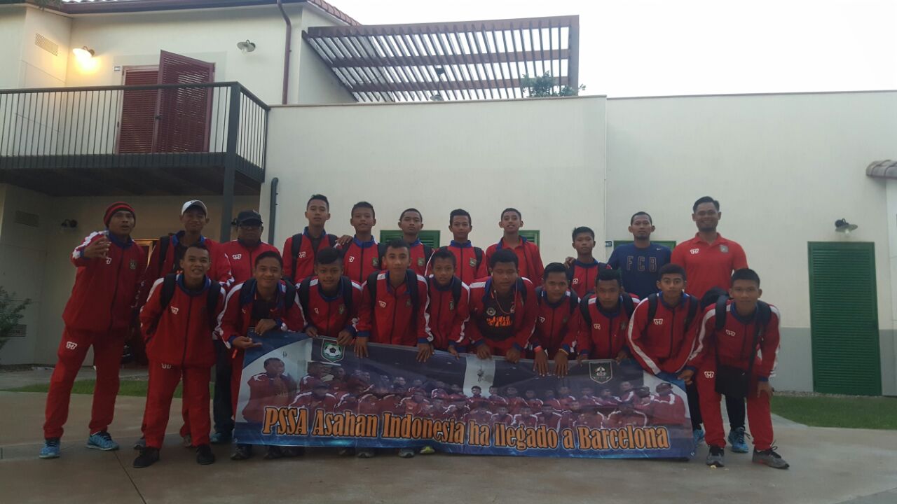 Tim Garuda Jaya PSSA Indonesia berada di Spanyol mengikuti Barcelona Cup 2017. Tim Garuda Jaya PSSA Indonesia berada di Spanyol mengikuti Barcelona Cup 2017.