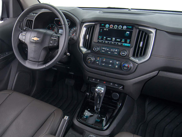 Nova Chevrolet S-10 2017 - interior
