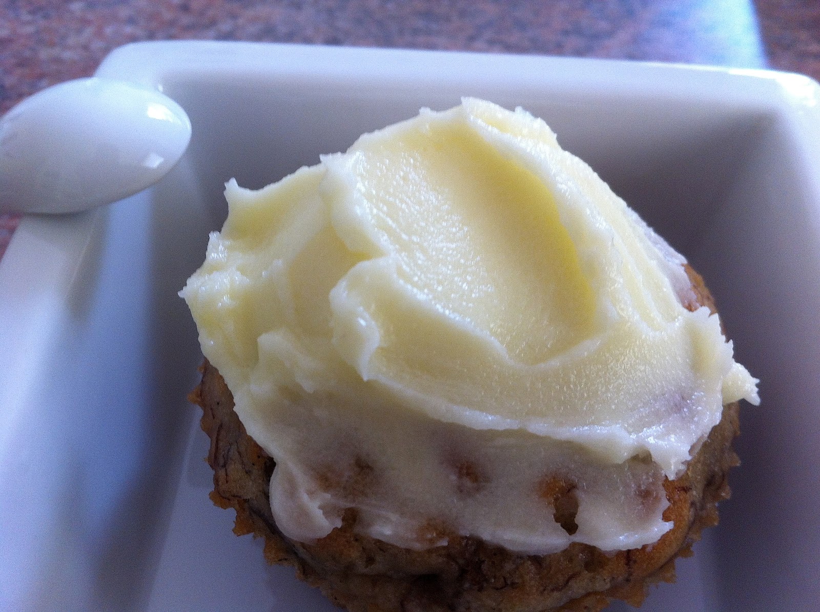 Shoeboxliving Banana Oat Cupcakes shoeboxliving-banana-oat-cupcakes