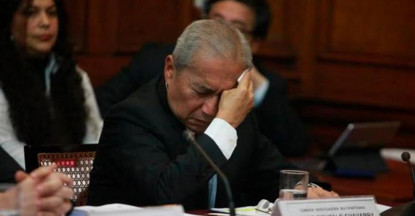 Petición para exigir la destitución del fiscal que miente, Pedro Chávarry pasa las 30 mil firmas Petición para exigir la destitución del fiscal que miente, Pedro Chávarry pasa las 30 mil firmas