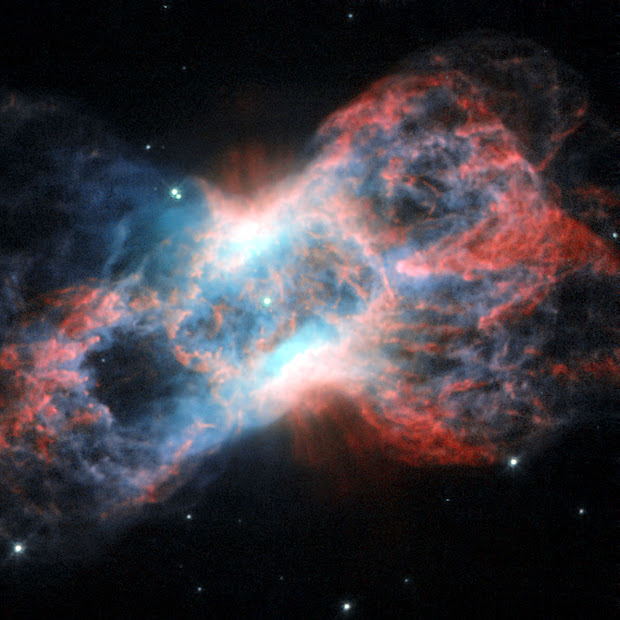 Planetary Nebula NGC 7026 as viewed by Hubble