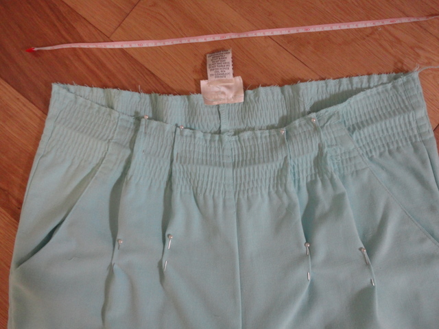 JLTFK: How to make tapered pleat pants - from granny pants!
