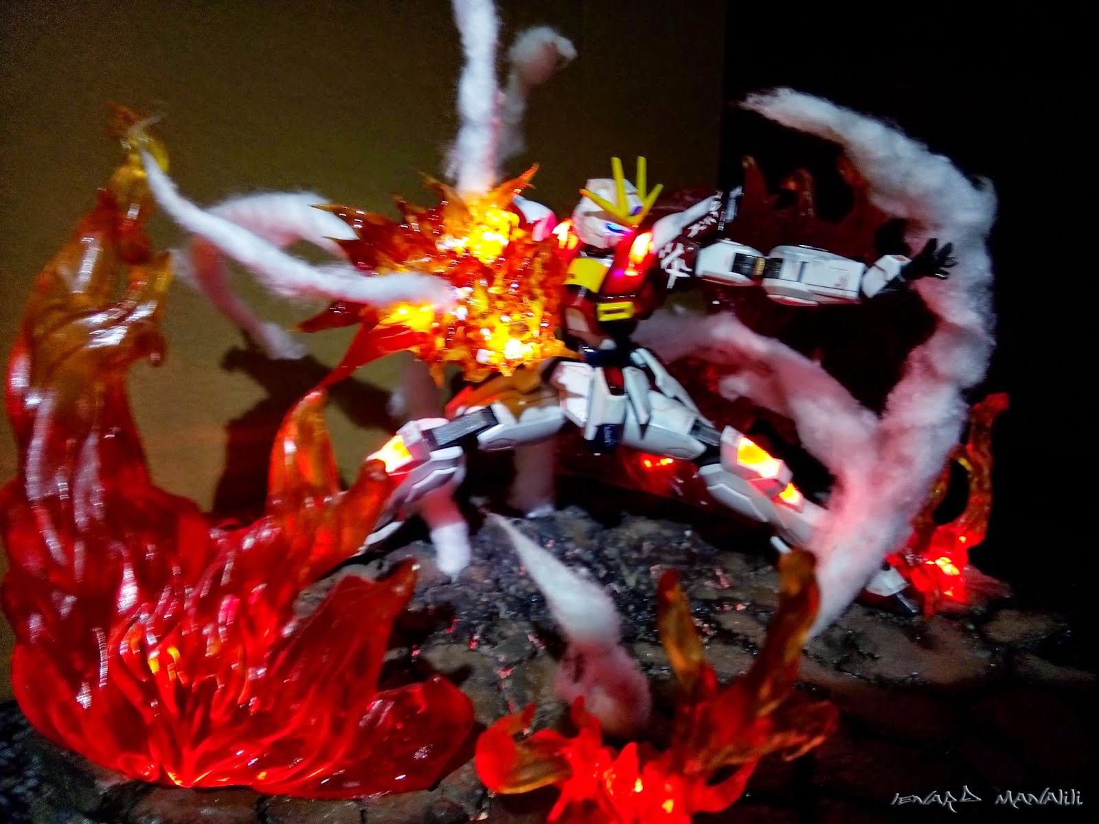 Gundam Family: HGBF 1/144 Build Burning Gundam Diorama Build