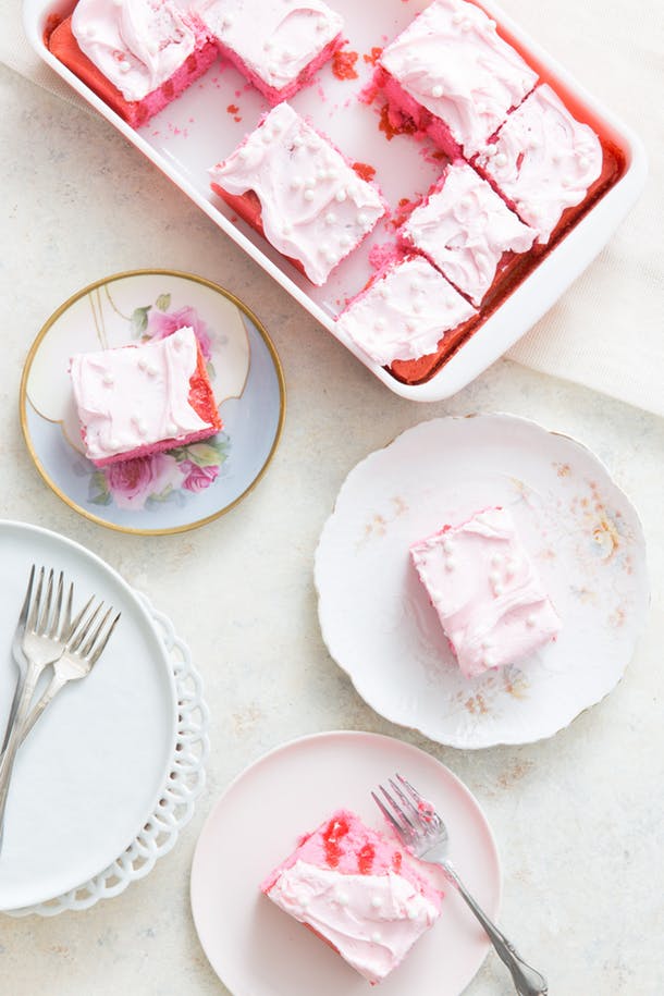 Pink Champagne Poke Cake – The Kitchen