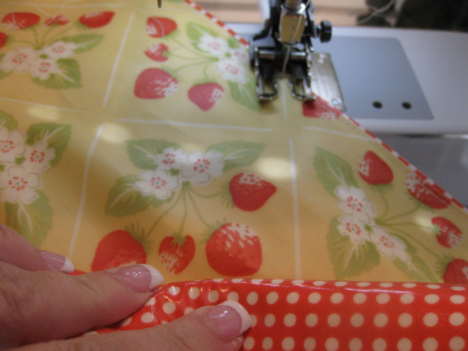 How To Sew Binding On Table Runner at Marta Ray blog